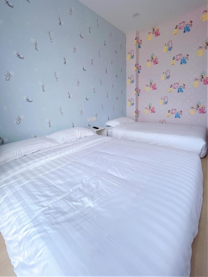 Hotel Decentraland クアラ・トレンガヌ エクステリア 写真