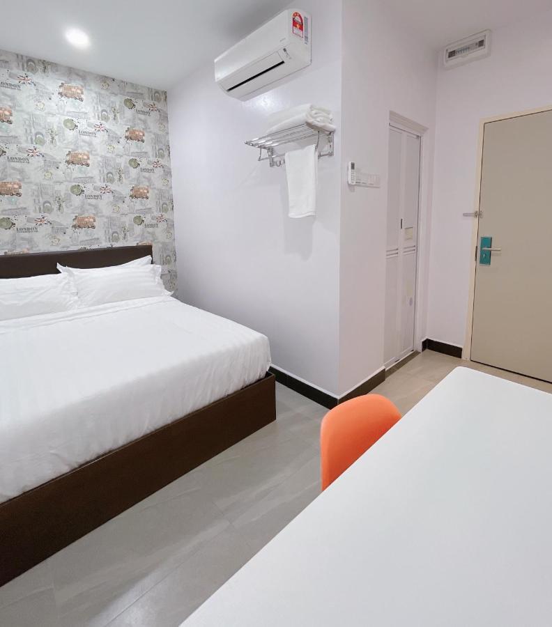 Hotel Decentraland クアラ・トレンガヌ エクステリア 写真